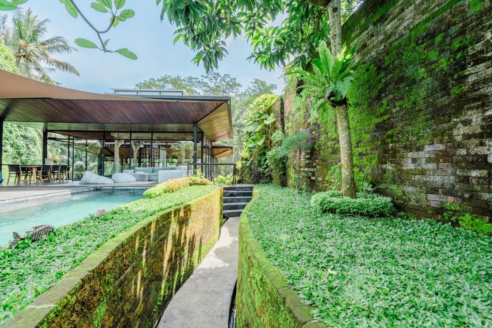 Picture - Perfect - Architects Dream Villa Ubud (Bali)
